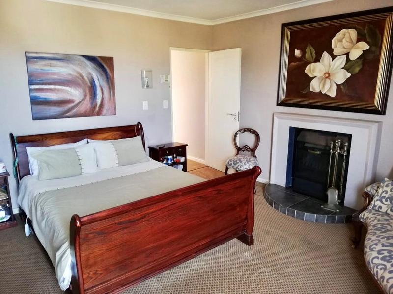 3 Bedroom Property for Sale in Vredekloof Heights Western Cape